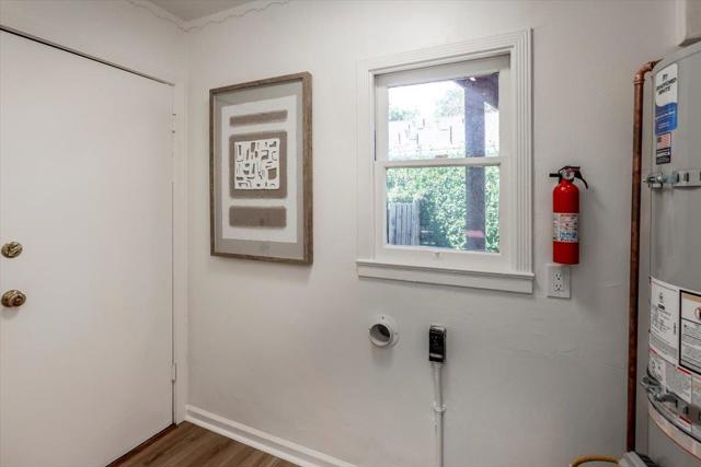 909 Myrtle Street, San Jose CA: https://media.crmls.org/mediaz/59f71753-66c4-4fb1-9615-389b32e3b4da.jpg