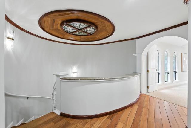 1 Lewis Ranch Road, San Carlos CA: https://media.crmls.org/mediaz/59f72115-83d5-49e4-a0a4-e661aa2f4930.jpg