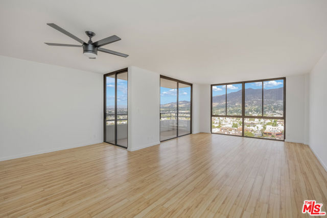 345 Pioneer Drive, 1805 photo 7