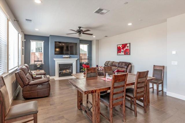 30111 Mountain View Drive, Hayward CA: https://media.crmls.org/mediaz/59f99af7-1cbd-4b76-8c35-0cf2ea5b32d7.jpg