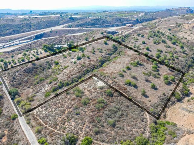 0 Palos Verdes Drive, Escondido CA: https://media.crmls.org/mediaz/59f9ed98-12fd-435e-832c-2875cd5afe2e.jpg