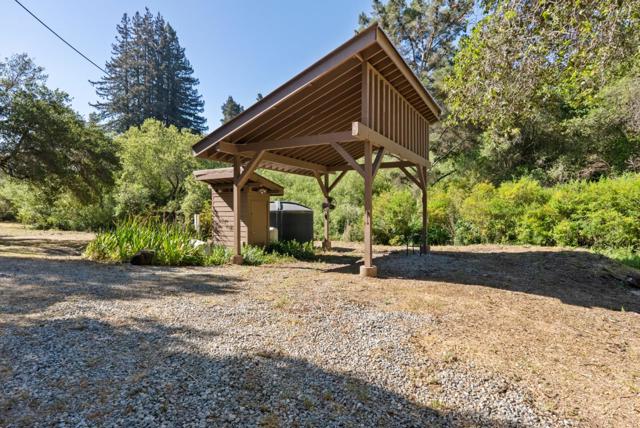 688 Calabasas Road, Watsonville CA: https://media.crmls.org/mediaz/59fae605-777f-4720-8ea5-a46851c16083.jpg