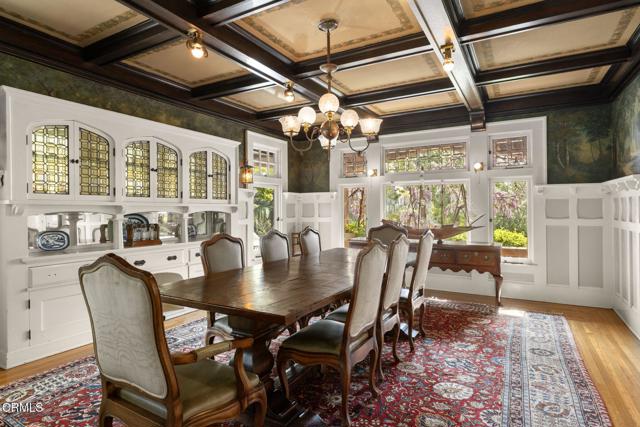 412 Oaklawn Avenue, South Pasadena CA: https://media.crmls.org/mediaz/59fe3c95-38d2-4585-aebc-4d62266d6e10.jpg