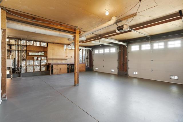 15 Eastridge Circle, Pacifica CA: https://media.crmls.org/mediaz/59fe3e40-132e-4df4-a758-f220fb15cdc1.jpg