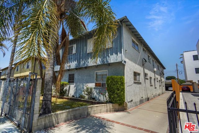 6242 Beck Avenue, North Hollywood, California 91606, ,Multi-Family,For Sale,Beck,24402361