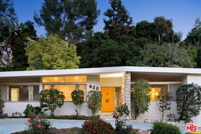 820 Leonard Road, Los Angeles, California 90049, 4 Bedrooms Bedrooms, ,3 BathroomsBathrooms,Single Family Residence,For Sale,Leonard,24392489