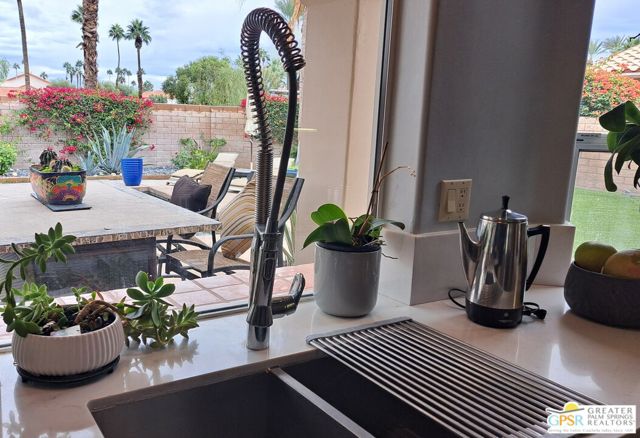 38610 Desert Mirage Drive, Palm Desert CA: https://media.crmls.org/mediaz/59ff1e2d-ca66-4803-815d-1a3aff34c7f3.jpg