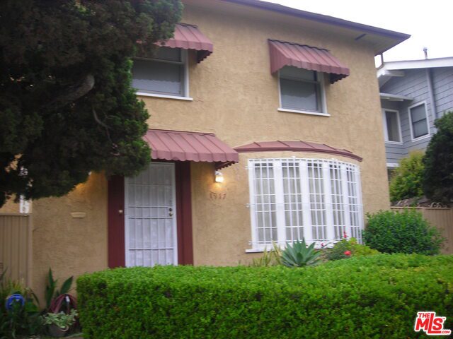 1917 S West View St, Los Angeles, CA 90016