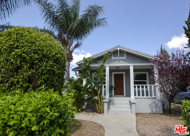 2517 S Palm Grove Ave, Los Angeles, CA 90016