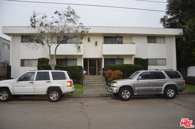 2136 Colby Ave, Los Angeles, CA 90025