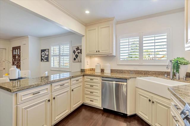 18400 Overlook Road, Los Gatos CA: https://media.crmls.org/mediaz/5a0033c6-5d9d-4358-a29c-3a020ad1019e.jpg
