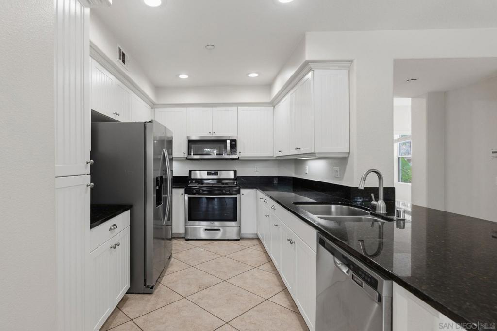 750 Harbor Cliff Way - photo 11