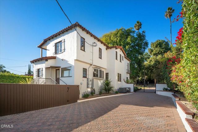 Detail Gallery Image 56 of 69 For 1110 E Mountain St, Glendale,  CA 91207 - 4 Beds | 3 Baths