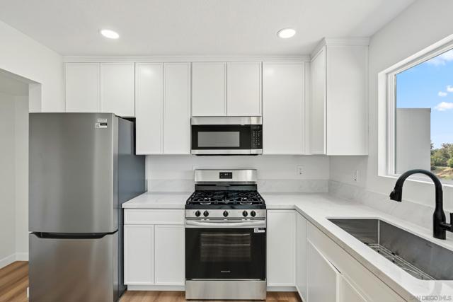 6492 6494 Lanston St., San Diego CA: https://media.crmls.org/mediaz/5a016dc1-a493-46d9-a370-39b2858ab1e6.jpg