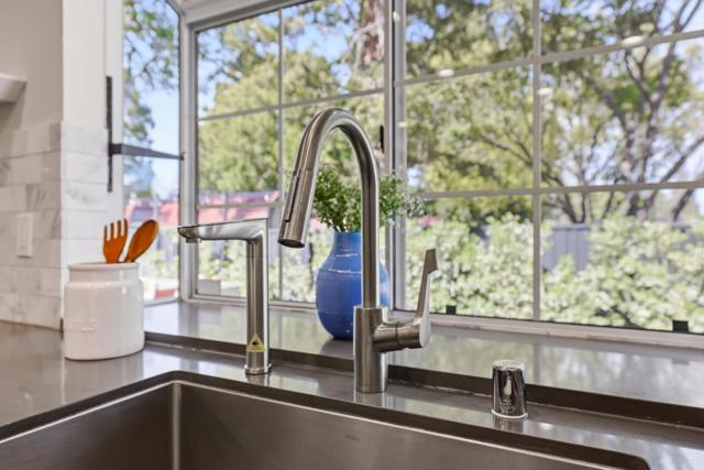 800 Fountain Park Lane, Mountain View CA: https://media.crmls.org/mediaz/5a01e3f2-60fa-4e16-ba9b-559e7367df71.jpg