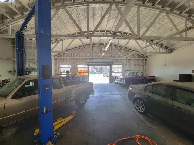 1187 Railroad Ave, Pittsburg, California 94565-9999, ,Commercial Sale,For Sale,Railroad Ave,41029175