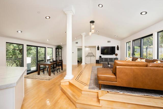 333 Raymundo Drive, Woodside CA: https://media.crmls.org/mediaz/5a023081-bada-4d96-b930-b6945752b2a1.jpg