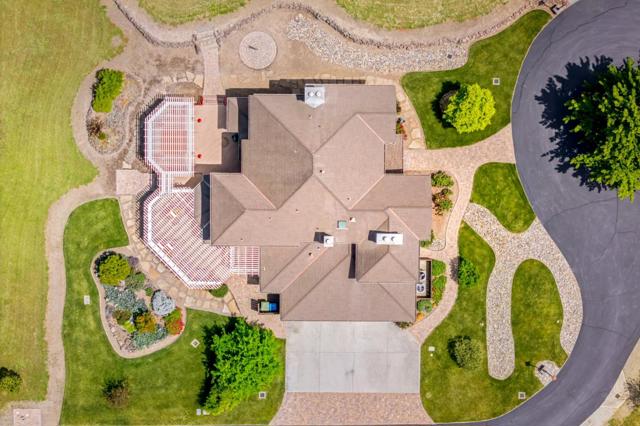 2340 Tennant Avenue, Morgan Hill CA: https://media.crmls.org/mediaz/5a023fe5-43c6-483f-a857-842b0f377a6f.jpg