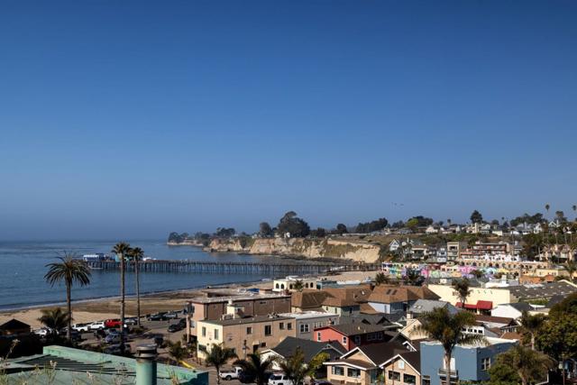 825 Balboa Avenue, Capitola CA: https://media.crmls.org/mediaz/5a02b9b1-f63c-4b8a-9a04-3c059048ade5.jpg