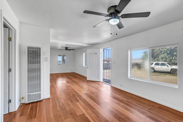 Detail Gallery Image 5 of 18 For 5314 16 Churchward, San Diego,  CA 92114 - – Beds | – Baths