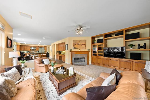 Image 21 of 69 For 11766 Treadwell Dr