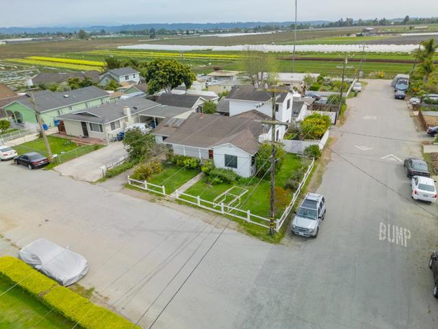102 Dick Phelps Road, Watsonville CA: https://media.crmls.org/mediaz/5a04139f-5714-4fca-885c-45461402300a.jpg