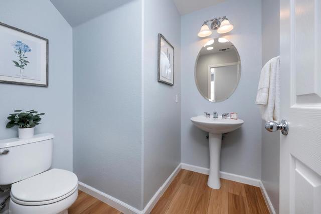 1614 Welford Circle, Hayward CA: https://media.crmls.org/mediaz/5a049781-1bd9-42bf-beb2-98d65ff0d4d7.jpg