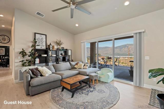 31223 Pauma Heights Road, Valley Center CA: https://media.crmls.org/mediaz/5a04dd07-8ef0-4a39-b4bb-eef1f19579cd.jpg