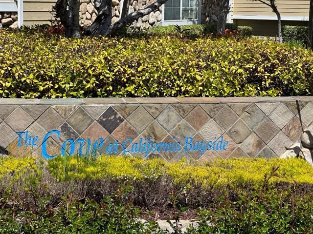 1 Passage Lane, Redwood City CA: https://media.crmls.org/mediaz/5a04e548-92c9-4410-9d6c-b33158f78c88.jpg