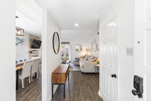 16232 Avenida Venusto, San Diego CA: https://media.crmls.org/mediaz/5a05700f-c8a9-4e54-8848-54e6750c0228.jpg