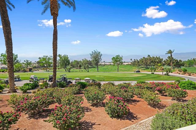 35925 Rosemont Drive, Palm Desert CA: https://media.crmls.org/mediaz/5a070cf7-67ba-4054-8e4d-1cefd0d1df3d.jpg