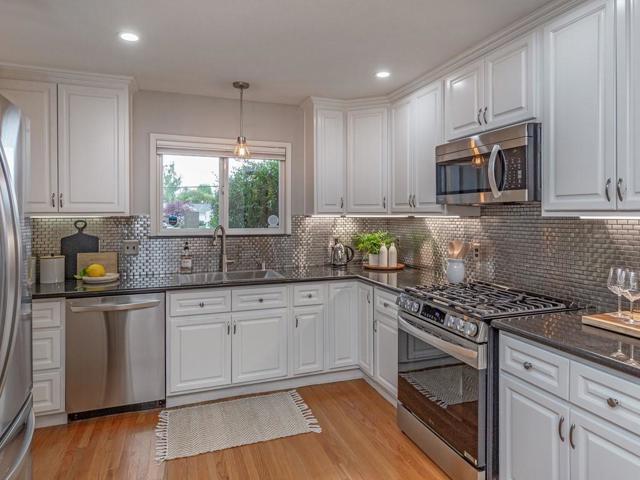 757 Pine Avenue, San Jose CA: https://media.crmls.org/mediaz/5a097a0b-9458-4988-9f1c-596cde020f59.jpg