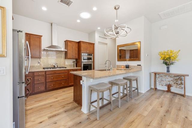 25 Pinot Noir, Rancho Mirage CA: https://media.crmls.org/mediaz/5a097fce-96d1-44e0-9036-f7d8f0e355b3.jpg