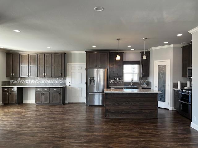 177 Chateau La Salle Drive, San Jose CA: https://media.crmls.org/mediaz/5a09860e-f4c7-40c2-a41a-35c1086d1260.jpg