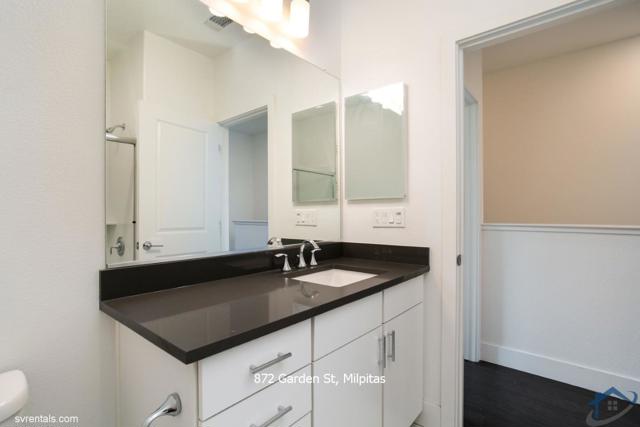 872 Garden Street, Milpitas CA: https://media.crmls.org/mediaz/5a09af12-5724-4f33-b70a-4229101656ec.jpg