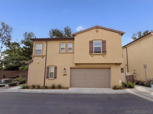 10713 Audrey Way, San Diego CA: https://media.crmls.org/mediaz/5a0a3527-ab07-424e-8dff-b6f9e5ce697a.jpg