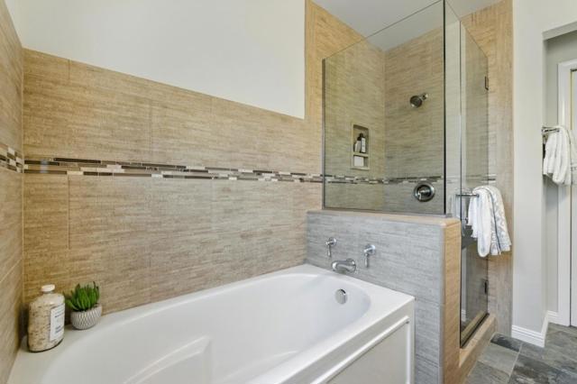1513 Oak Street, San Mateo CA: https://media.crmls.org/mediaz/5a0aa06b-98dc-474a-a149-f85955c182e7.jpg