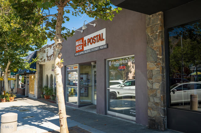 684 Orange Drive, Sierra Madre CA: https://media.crmls.org/mediaz/5a0c72b8-f521-4066-a645-705d6d84798f.jpg