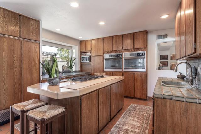 301 Euclid Avenue, Monterey CA: https://media.crmls.org/mediaz/5a0c7606-c4aa-4092-91fa-4ad3f5c2ea73.jpg