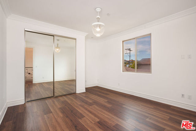 2005 Robinson Street, Redondo Beach, California 90278, 4 Bedrooms Bedrooms, ,3 BathroomsBathrooms,Residential,For Sale,Robinson,26638819