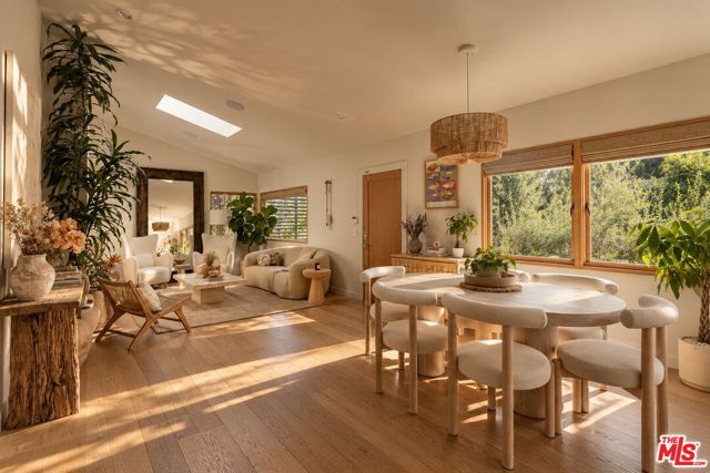 2 Bed Home for Sale in Los Angeles, California