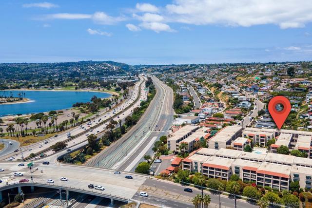 2510 Clairemont Dr, San Diego CA: https://media.crmls.org/mediaz/5a0d76d4-6787-41d1-a161-b37d9e612544.jpg