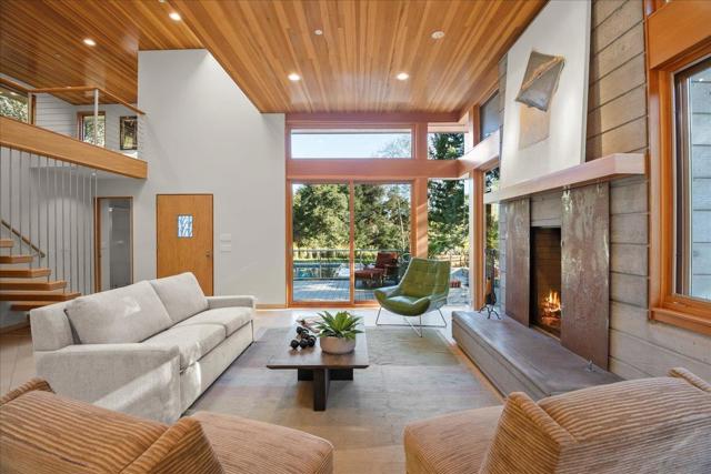 28140 Story Hill Lane, Los Altos Hills CA: https://media.crmls.org/mediaz/5a0dfd5c-6fe6-4f5d-b5d7-edfd5b97bb7f.jpg