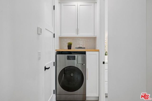 4034 Coolidge Avenue, Culver City CA: https://media.crmls.org/mediaz/5a0e455a-230a-4862-bc6d-604375cb64fc.jpg