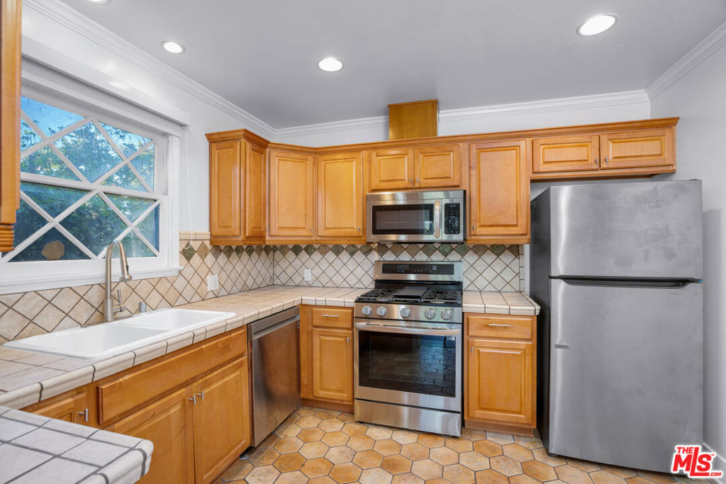 MLS #26845207 image #21