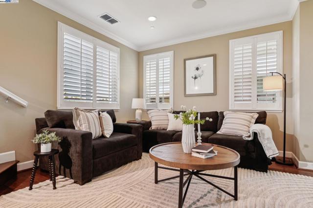 389 Basswood Cmn, Livermore CA: https://media.crmls.org/mediaz/5a0fd73b-64b7-4089-ba1e-88a030a41874.jpg