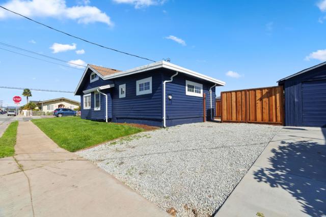 202 Stanford Street, Watsonville CA: https://media.crmls.org/mediaz/5a10ade2-ade8-4064-8fa7-65cc465c4fc4.jpg