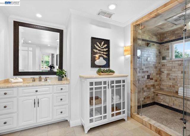 Image 23 of 60 For 976 Richard Ln