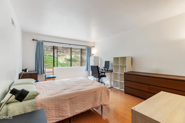 742 S Garfield Avenue, Monterey Park CA: https://media.crmls.org/mediaz/5a11e7bd-9a2d-424f-8547-50cdacc71fb1.jpg