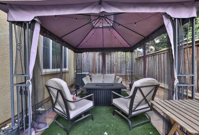 8 Sturla Way, Gilroy CA: https://media.crmls.org/mediaz/5a121da4-bffe-4244-83fa-344f992771dc.jpg